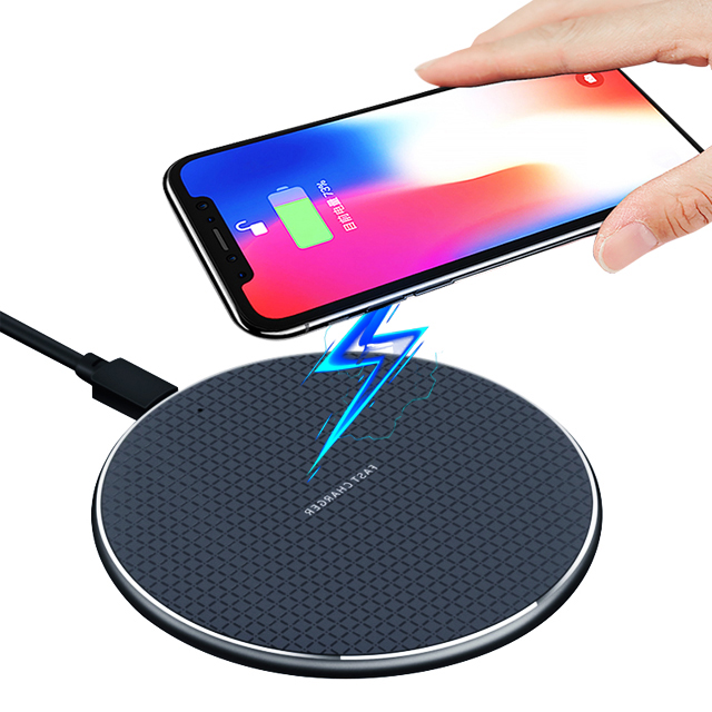 Newest factory sales wireless charger 10 Watt Fast Charge K8 Qi Wireless Charger Portable Charger for phone